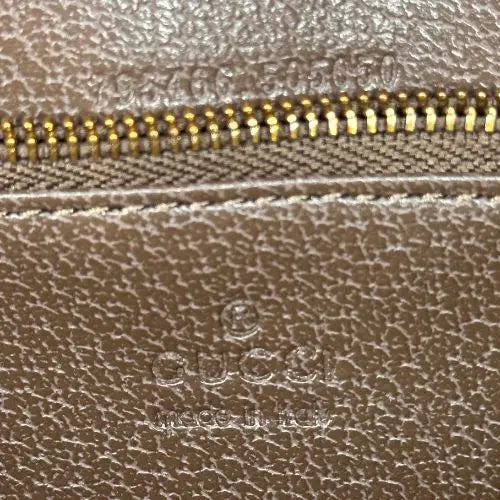 Elevate your accessory collection with this sophisticated designer-inspired crossbody bag. Featuring an elegant monogram print that exudes timeless style, this high-quality bag combines functionality with fashion-forward design. Perfect for everyday wear, it offers convenient hands-free carrying while making a refined statement.