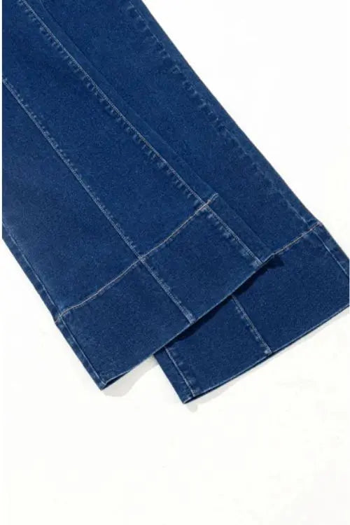 Elevate your denim collection with these Deep Wash Straight Jeans, designed for effortless sophistication and everyday wear. The rich deep wash adds a polished touch, making these jeans a staple for both casual and refined looks. Crafted from a blend of 65% cotton, 33% polyester, and 2% elastane, they offer durability and structure while maintaining a comfortable fit.