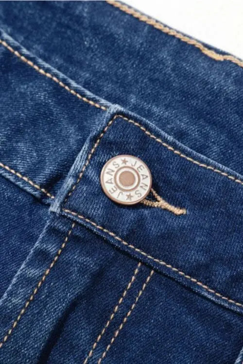 Elevate your denim collection with these Deep Wash Straight Jeans, designed for effortless sophistication and everyday wear. The rich deep wash adds a polished touch, making these jeans a staple for both casual and refined looks. Crafted from a blend of 65% cotton, 33% polyester, and 2% elastane, they offer durability and structure while maintaining a comfortable fit.