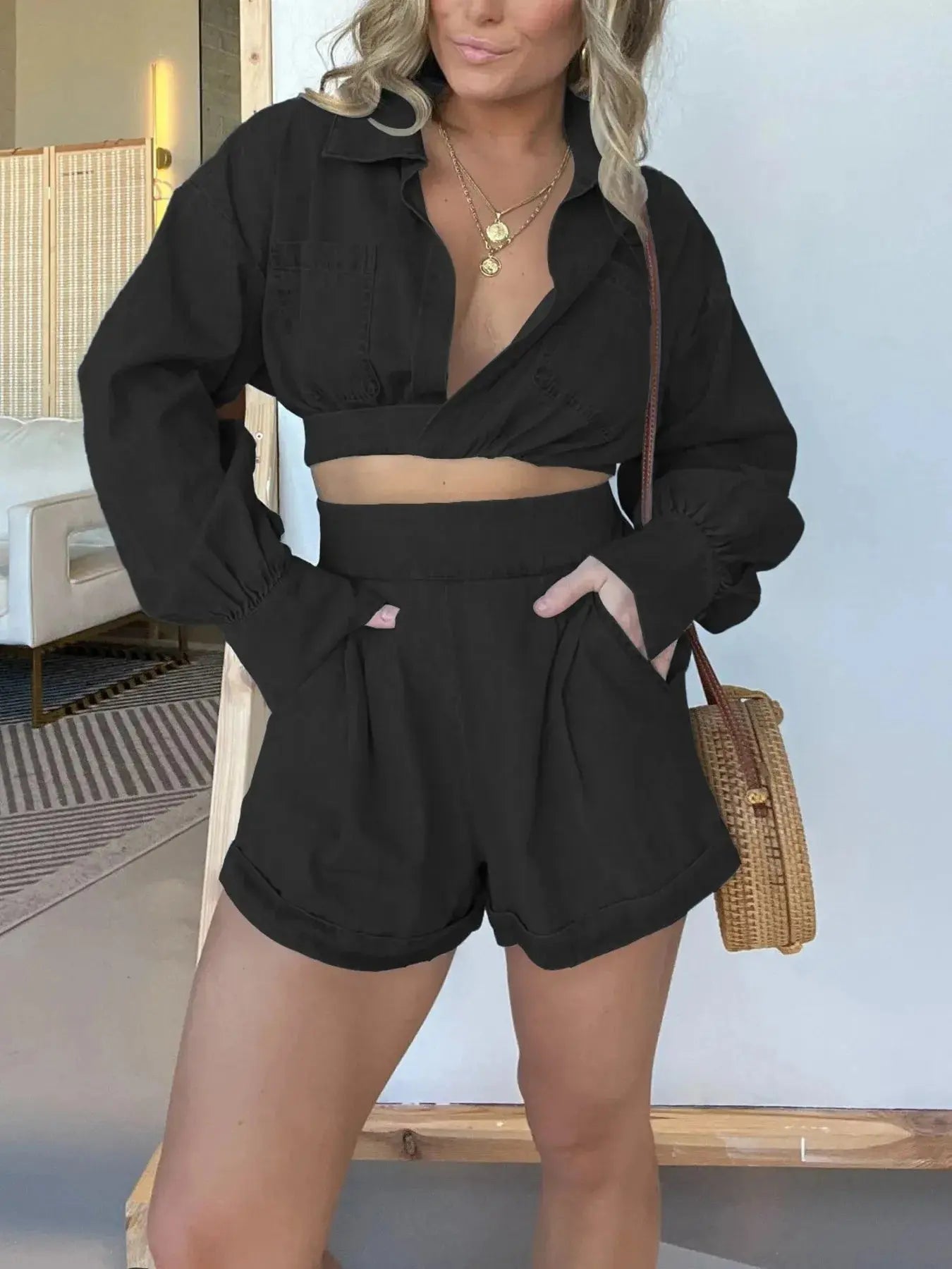 The top sits at 14.2" to 16.1" in length across sizes S to 3XL, paired with matching shorts that flatter hips from 43.3" to 51.2" and busts from 38.6" to 46.4". A long sleeve element and timeless stripe texture make it ideal for all-season layering—from coffee runs to coastal escapes. The wrinkle-resistant weave holds its shape, and care’s as easy as machine wash cold and tumble dry low.