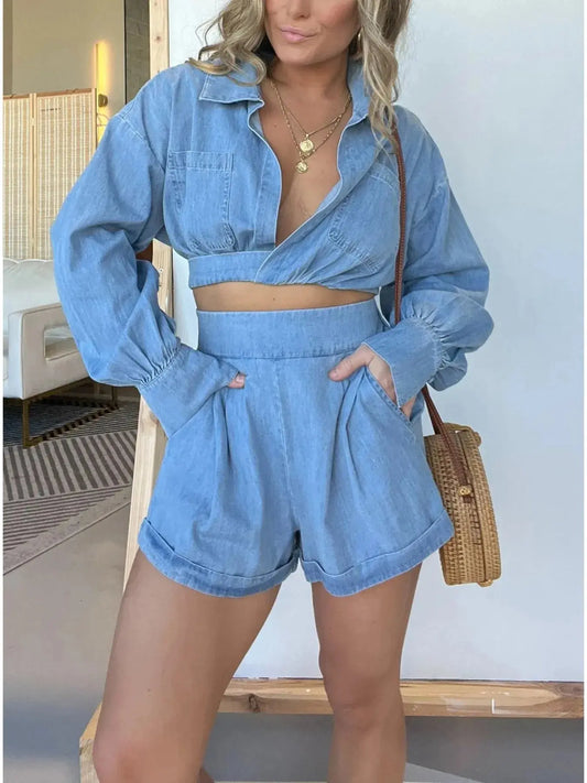 The top sits at 14.2" to 16.1" in length across sizes S to 3XL, paired with matching shorts that flatter hips from 43.3" to 51.2" and busts from 38.6" to 46.4". A long sleeve element and timeless stripe texture make it ideal for all-season layering—from coffee runs to coastal escapes. The wrinkle-resistant weave holds its shape, and care’s as easy as machine wash cold and tumble dry low.